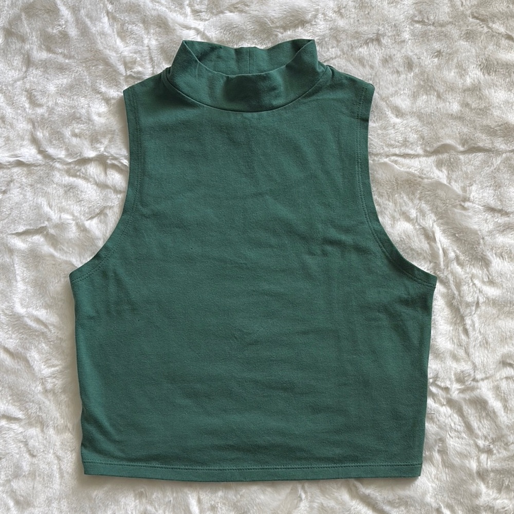 Wild Fable Green Sleeveless Crop Tank Top